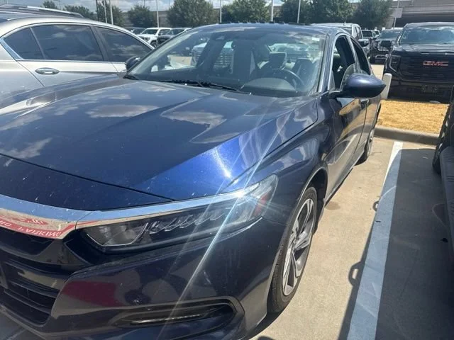 Used 2020 White Honda EX image 2