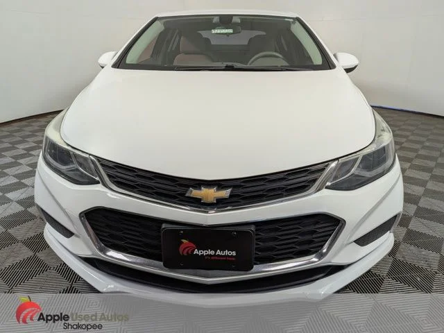 Used 2018 White Chevrolet LT image 2