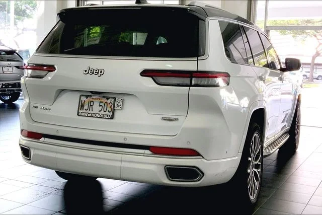 Used 2021 White Jeep Summit image 6