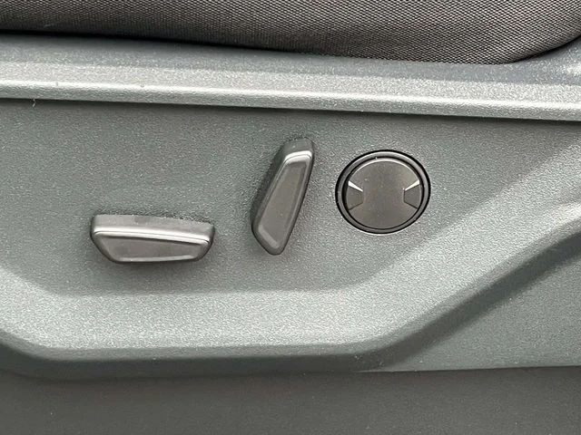 New 2026 Antimatter Blue Metallic Ford XLT image 17