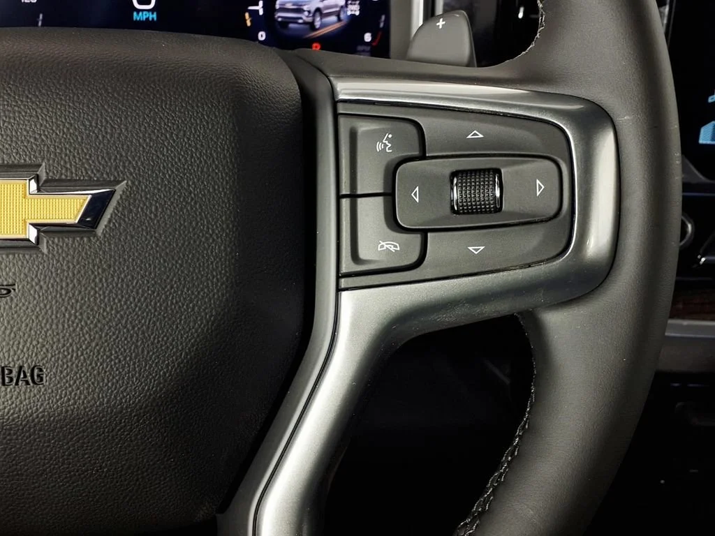New 2026 Summit White Chevrolet LT image 19