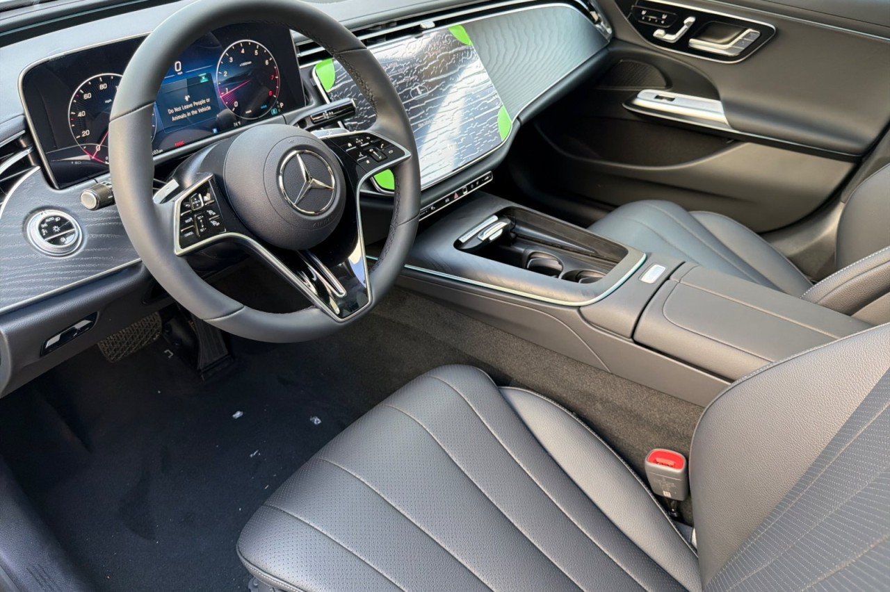 New 2026 MANUFAKTUR Alpine Grey Mercedes-Benz E 350 RWD Sedan image 9