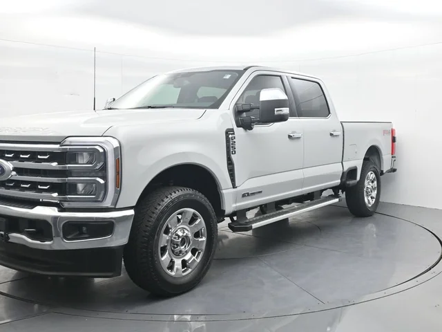 2026 Ford Super Duty F-250® Lariat®