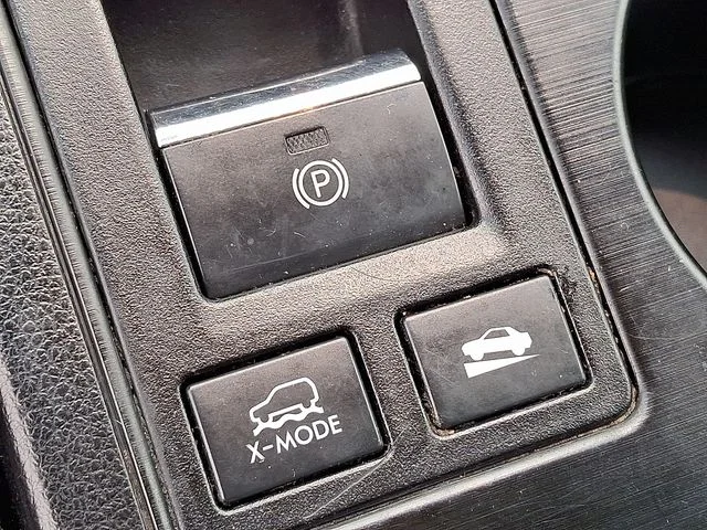 Used 2016 Gray Subaru 2.5i Premium image 26