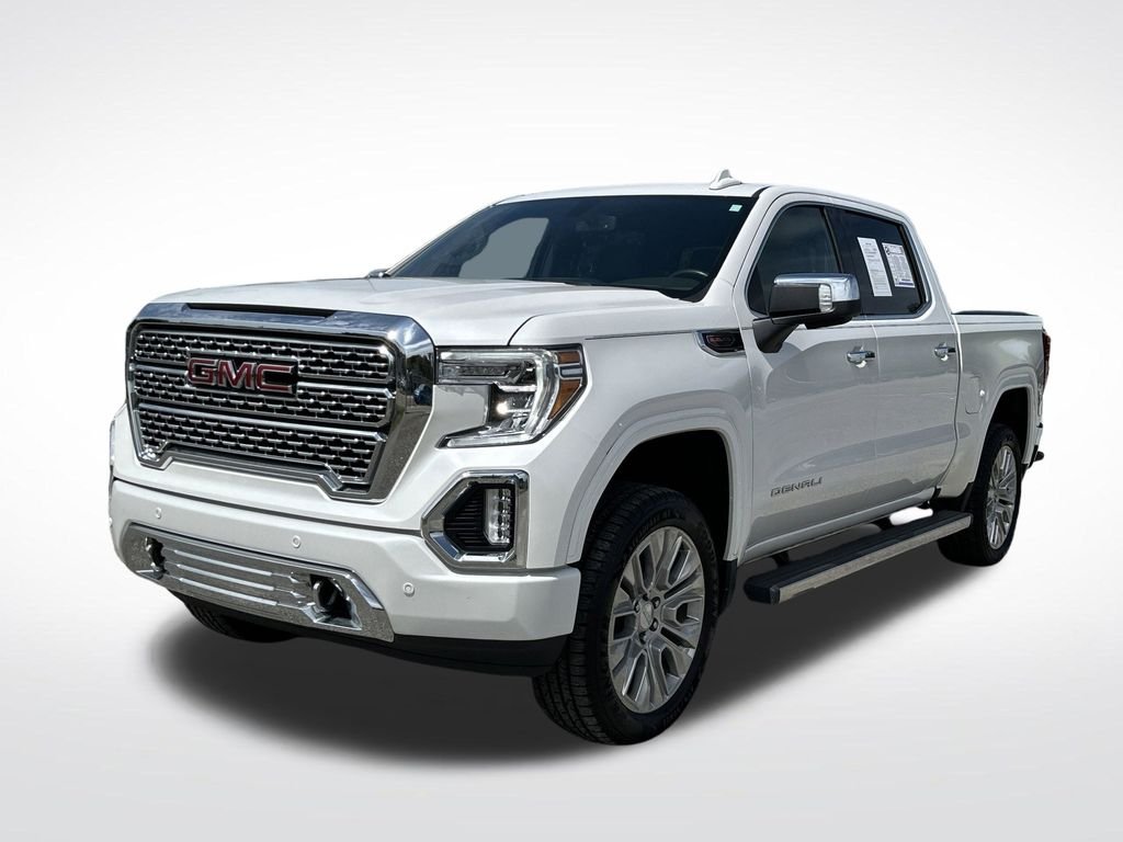 Used 2022 White GMC Denali image 2