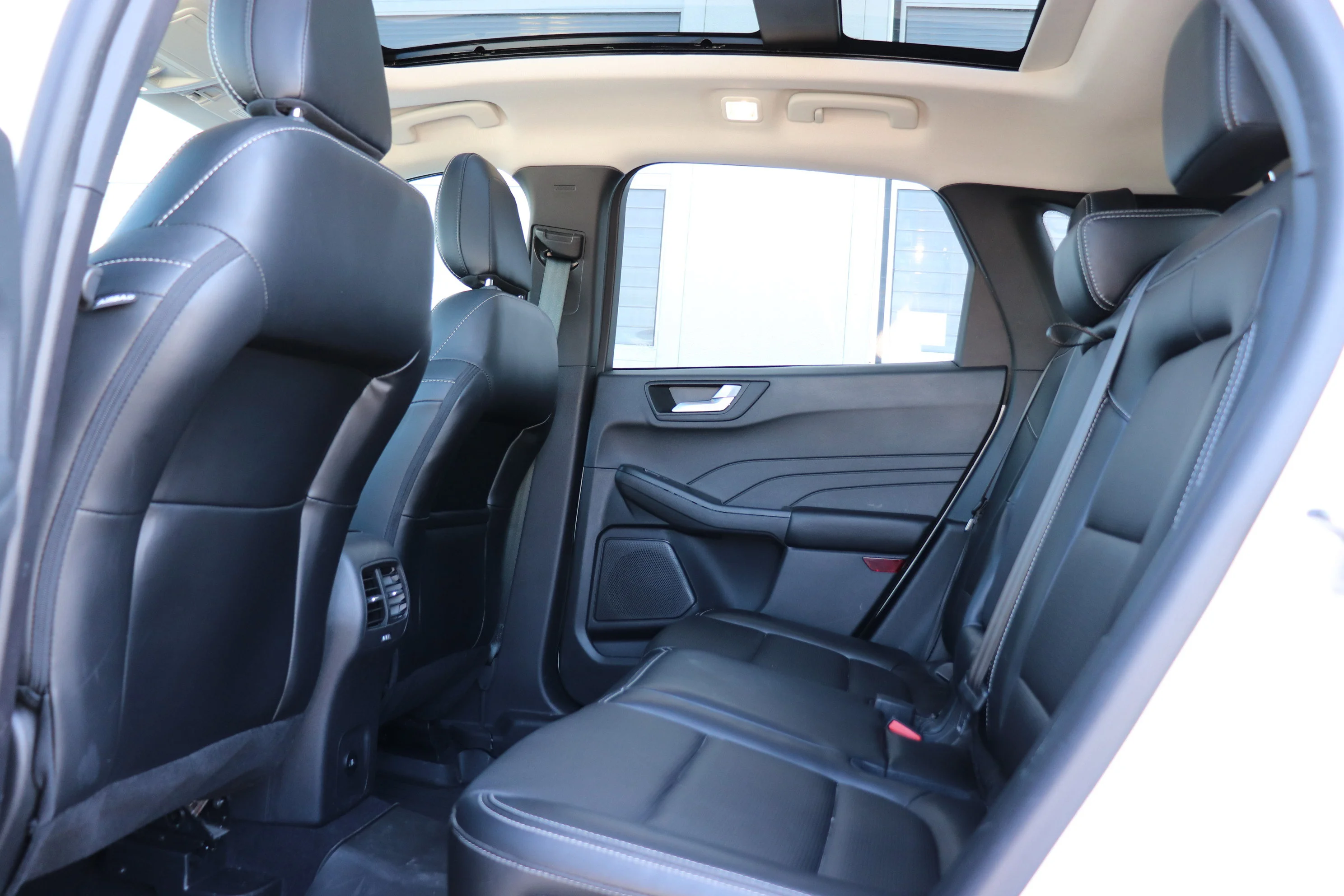 Certified Used 2023 White Ford Platinum AWD image 12
