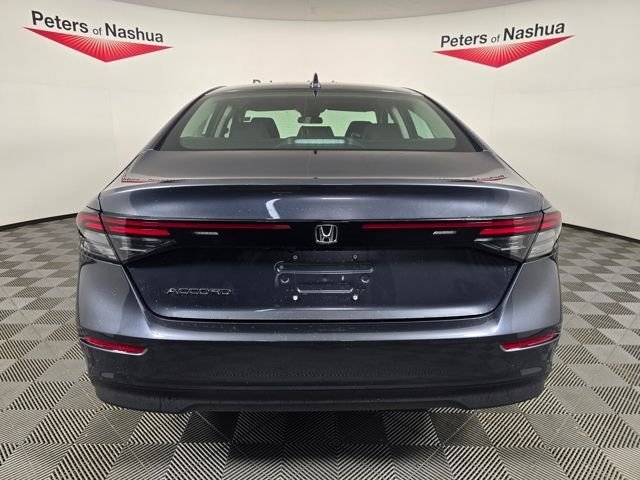 New 2026 Meteorite Gray Metallic Honda LX image 7