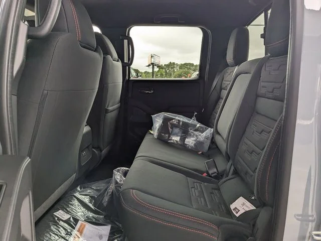 2025 Nissan Frontier PRO-X - Photo 10