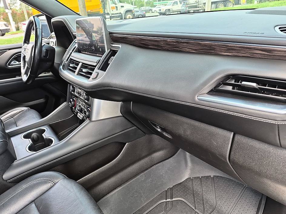 Used 2021 Summit White Chevrolet LT image 36