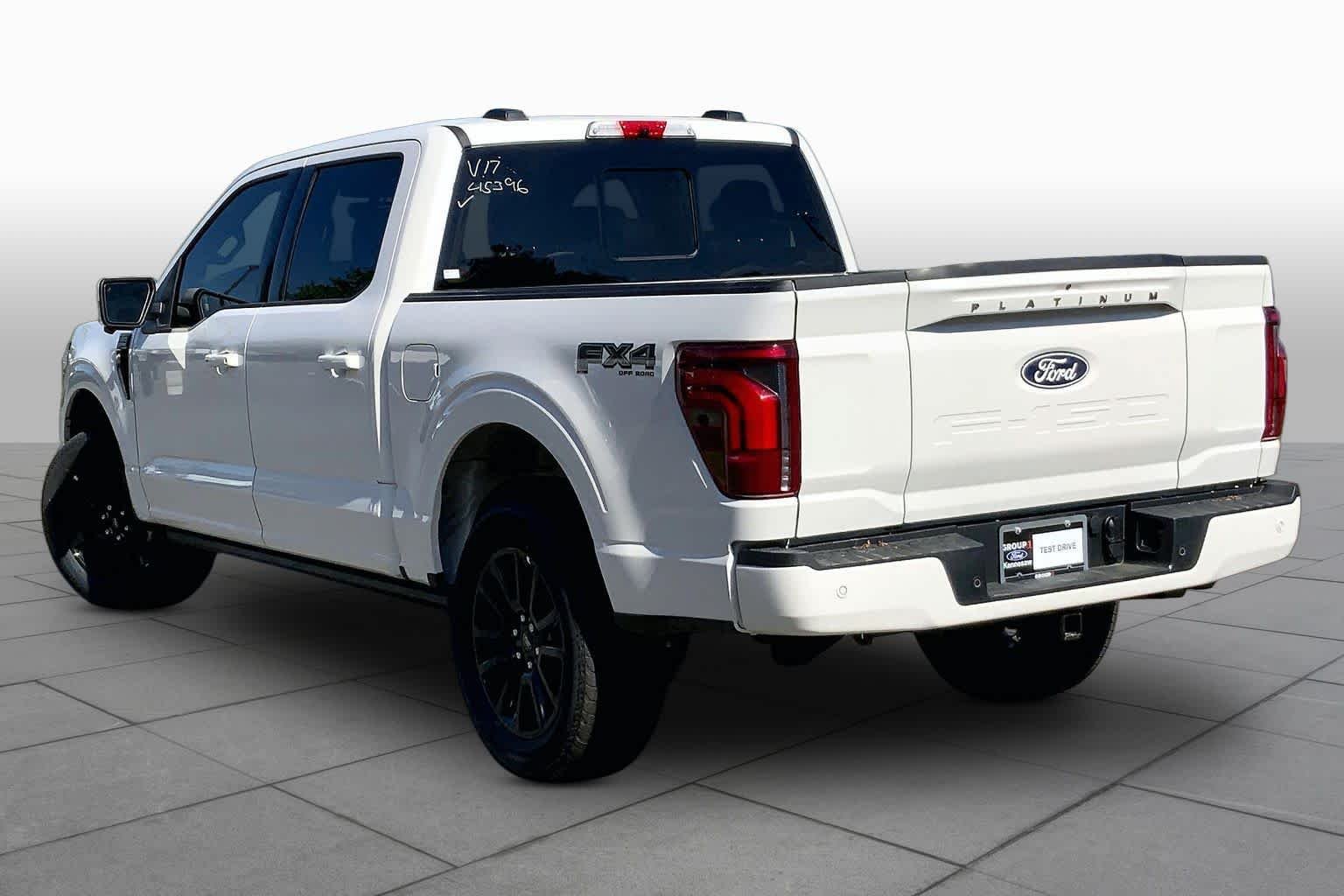 New 2026 Star White Metallic Tri-Coat Ford Platinum® image 11