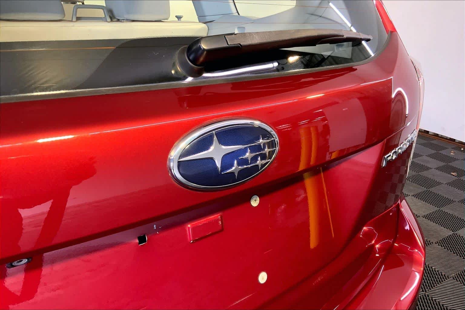 Used 2018 Venetian Red Pearl Subaru  image 33
