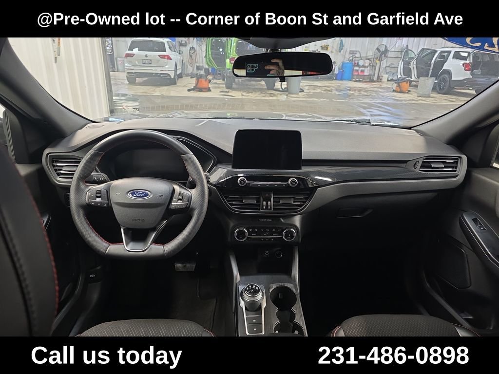Used 2025 Gray Ford ST-Line Select image 30