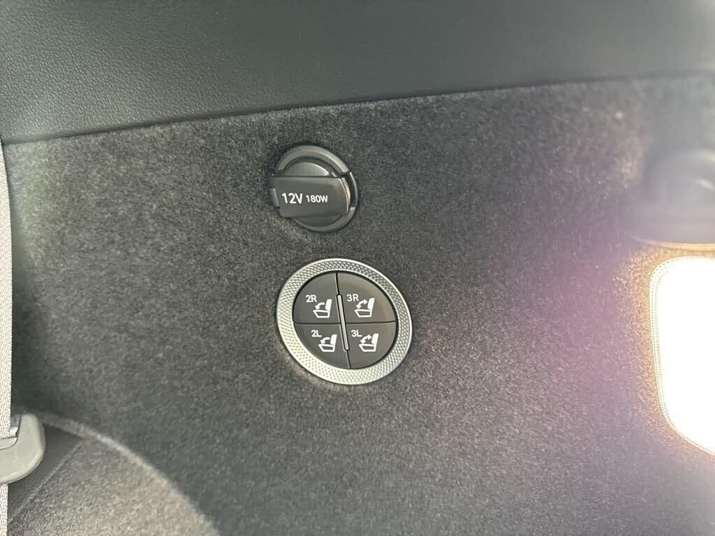 New 2026 Silver Genesis 2.5T PRESTIGE image 16
