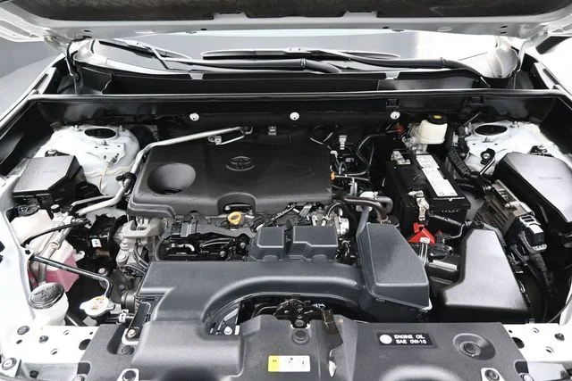 Used 2022 White Toyota Adventure image 17