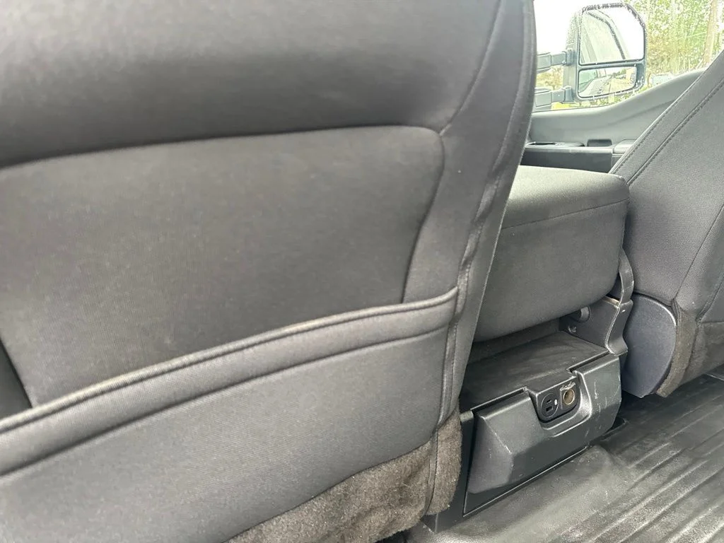 Certified Used 2021 Silver Metallic Ford XL image 30