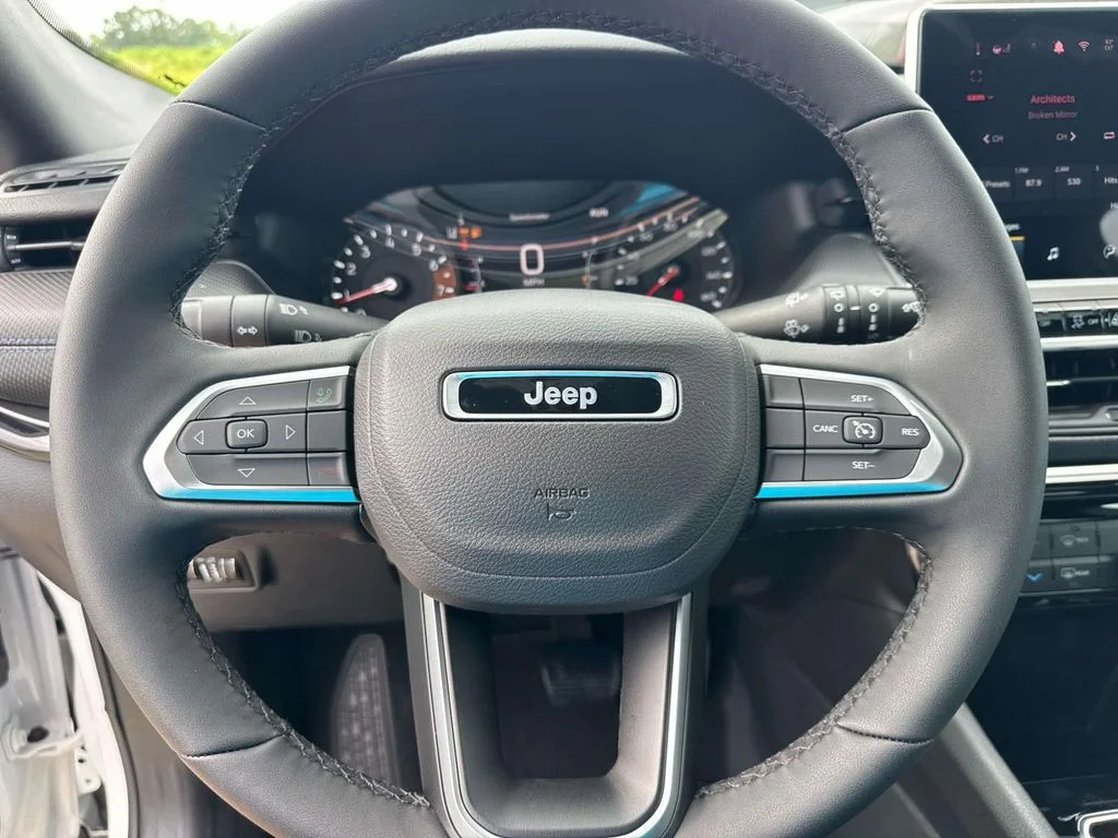 New 2026 White Jeep Latitude image 43