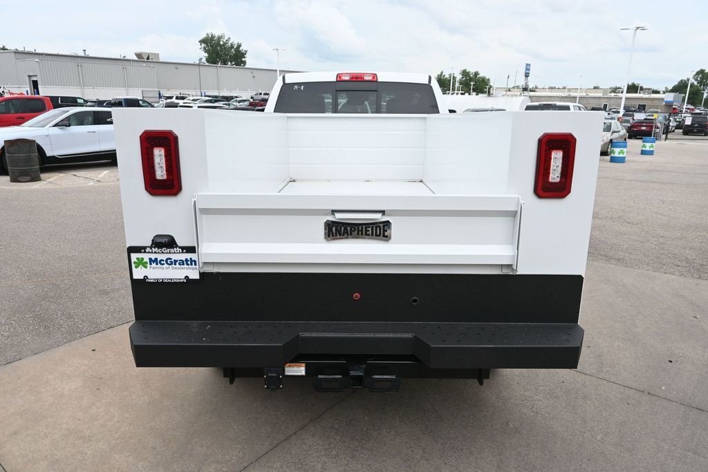 New 2026 Bright White Clearcoat RAM Tradesman image 9
