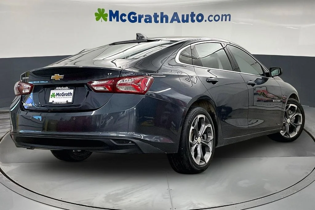 Used 2020 Gray Chevrolet LT image 17