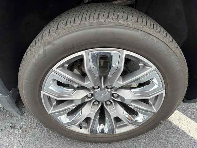 Used 2025 Titanium Rush Metallic GMC Denali image 12