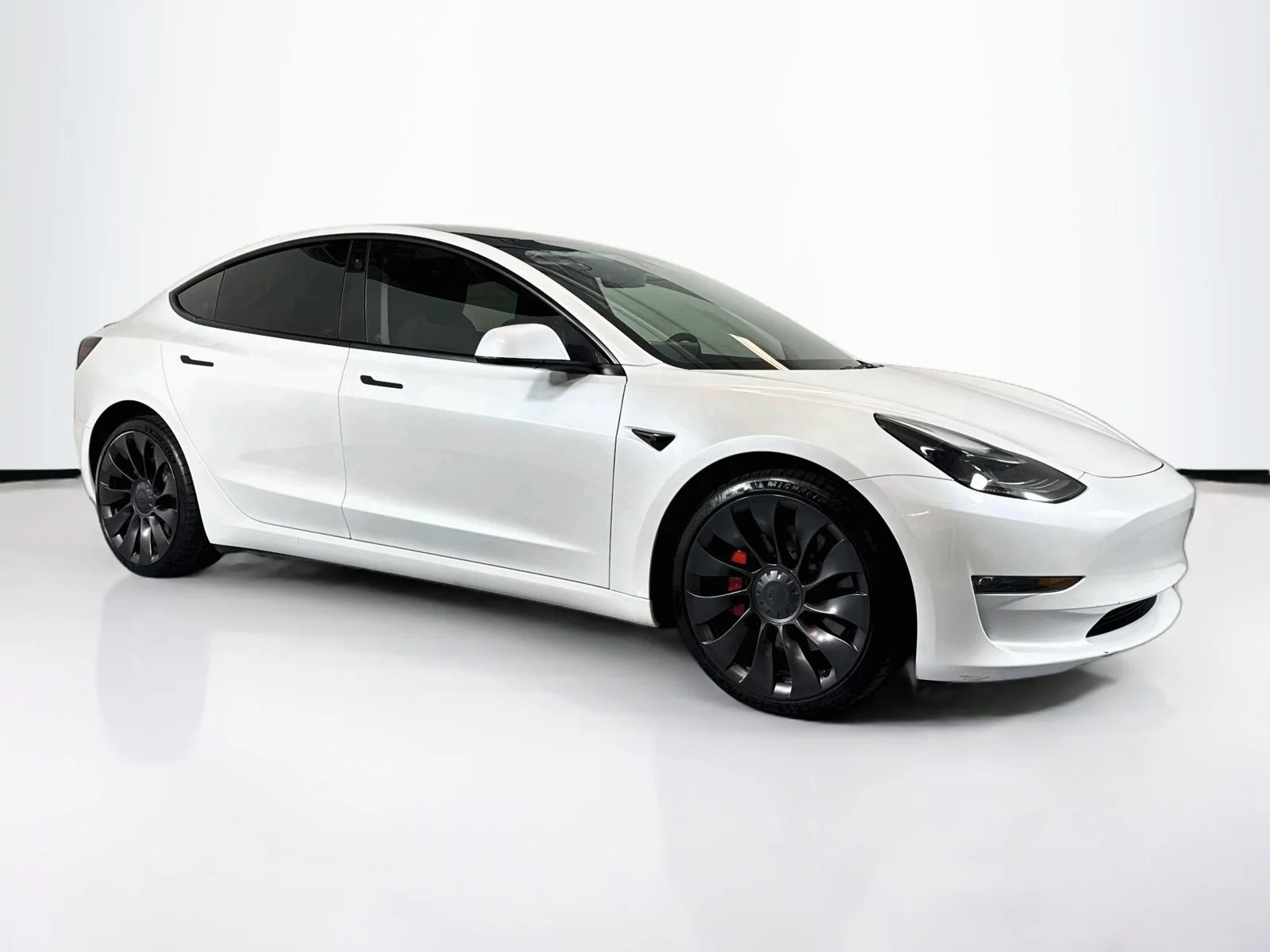 Used 2023 Pearl White Multi-Coat Tesla Performance image 7