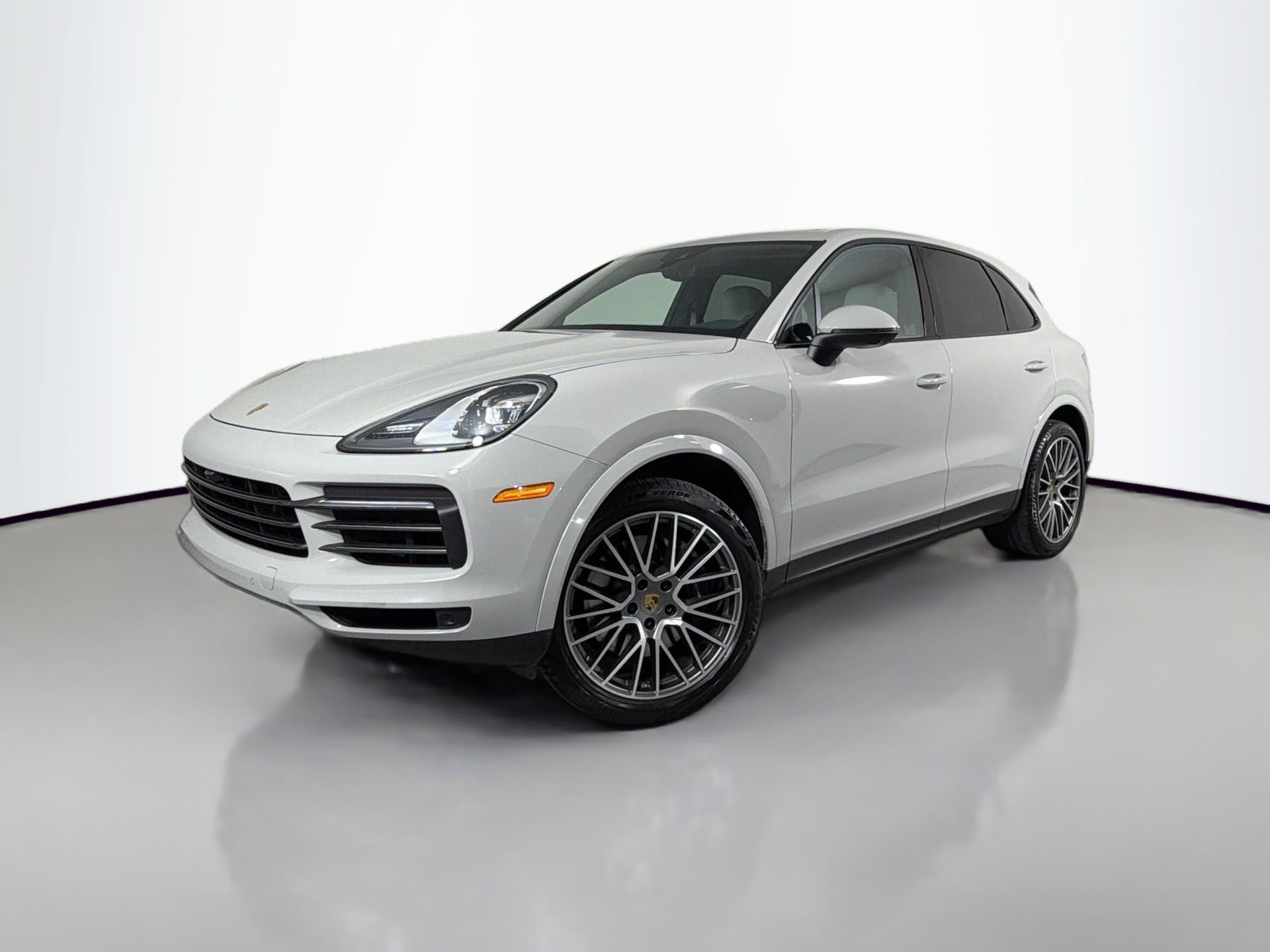 2023 Porsche Cayenne Base