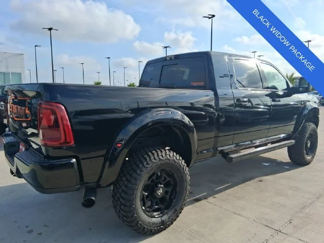 New 2026 Diamond Black Crystal Pearl-Coat Exterior Paint RAM Laramie image 7