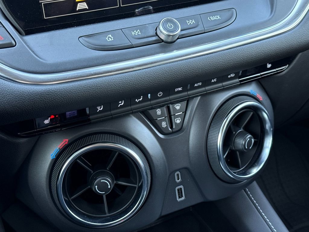 2025 Chevrolet Blazer 2LT - Photo 19