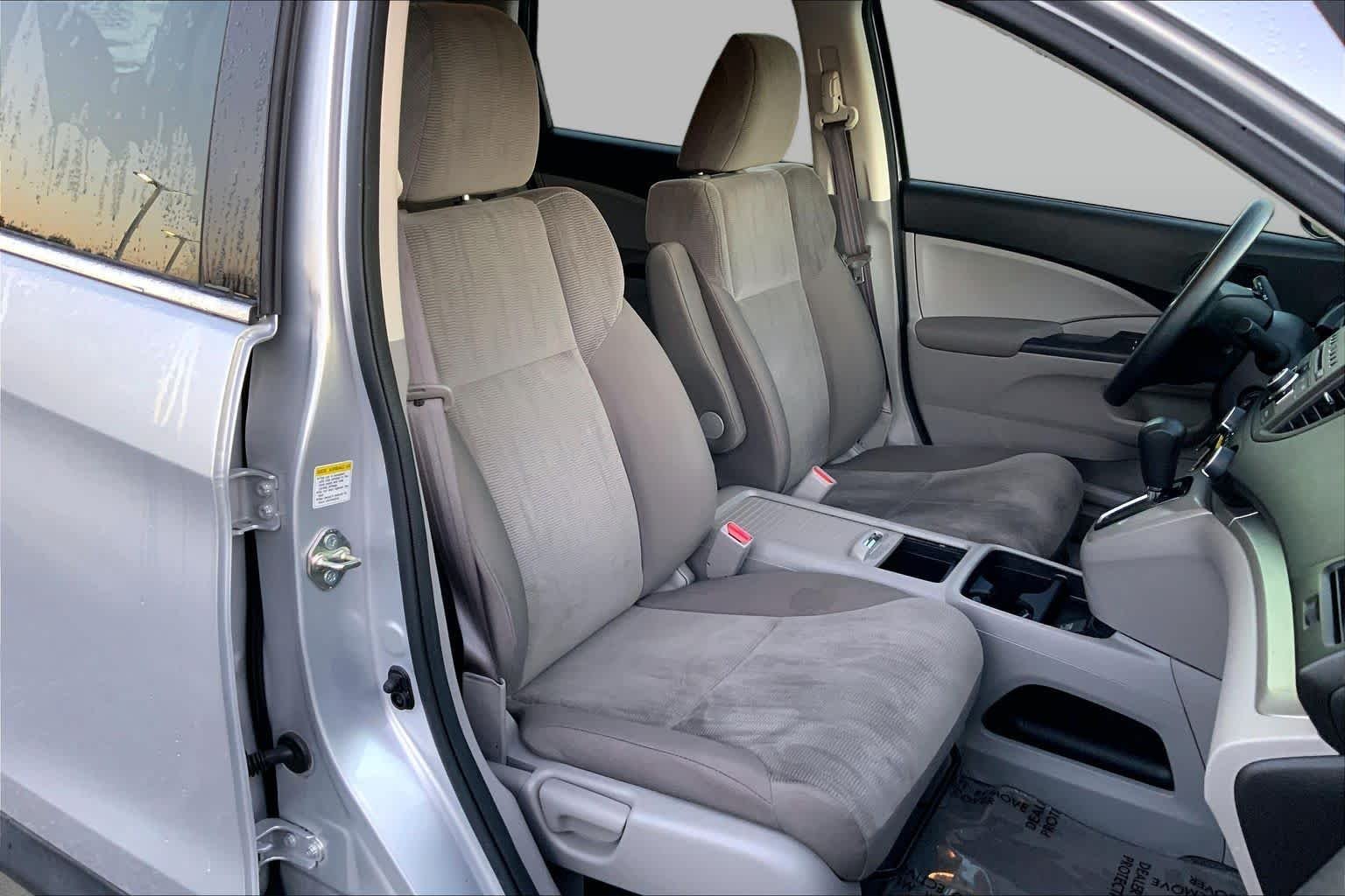 Used 2014 Alabaster Silver Metallic Honda LX image 8