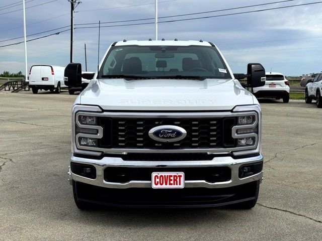 Used 2026 White Ford Lariat image 4