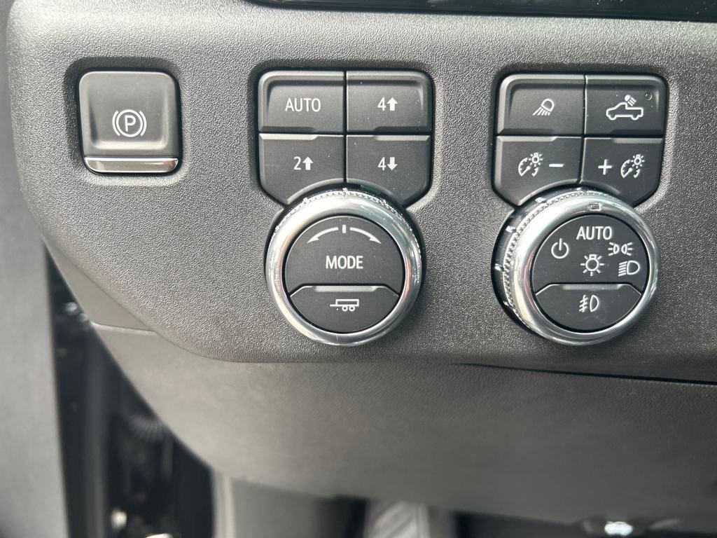 2026 GMC Sierra 1500 SLT - Photo 16