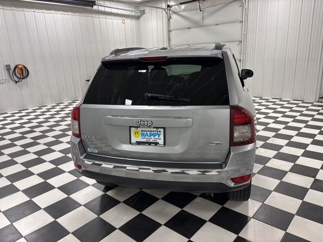 Used 2016 Silver Jeep Sport image 4