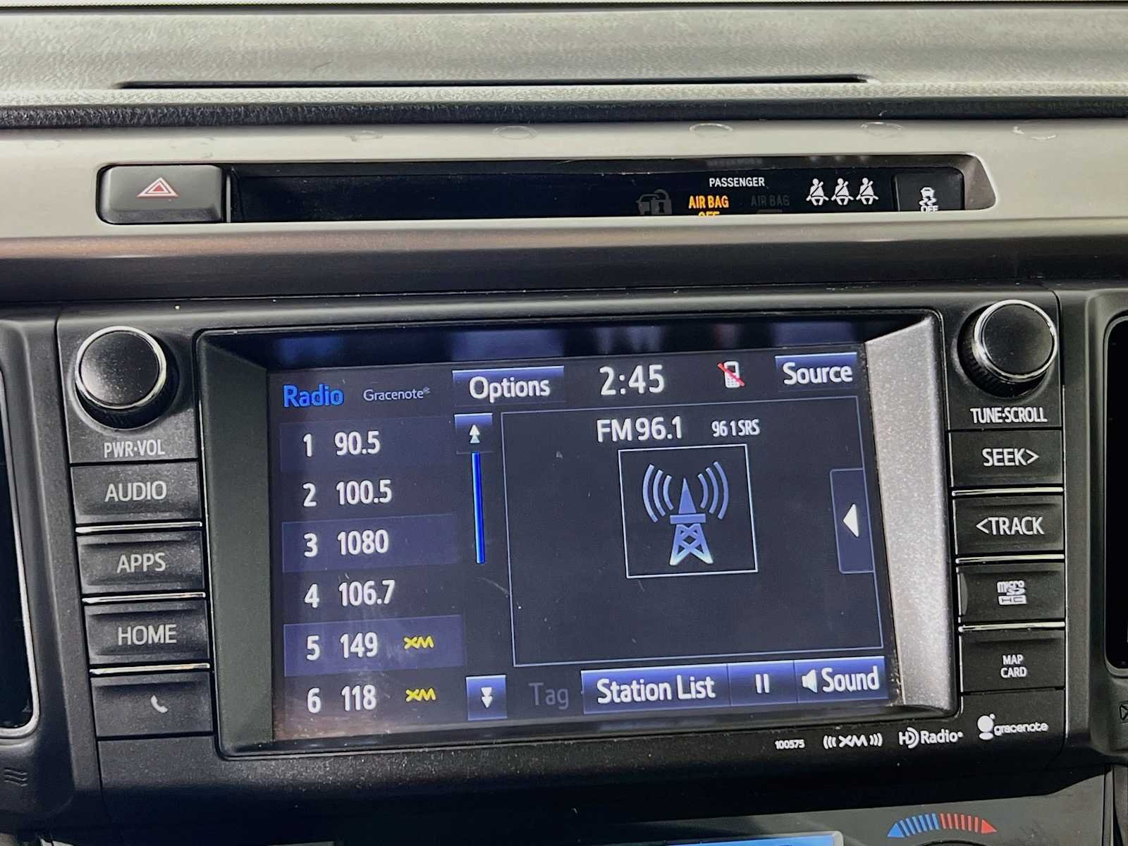 Used 2017 Super White Toyota XLE image 14