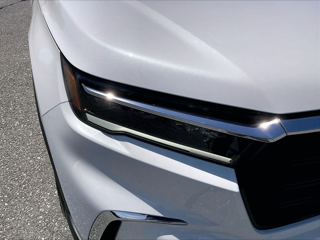 Certified Used 2025 White Honda EX-L image 32