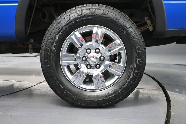 Used 2010  Ford XLT image 9