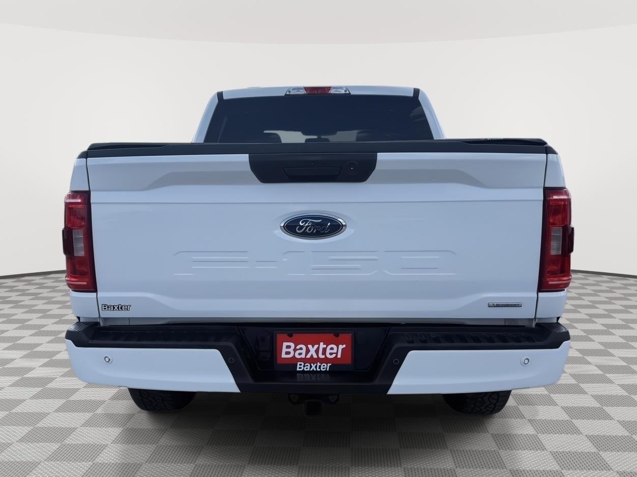 Certified Used 2022 Oxford White Ford XLT image 8