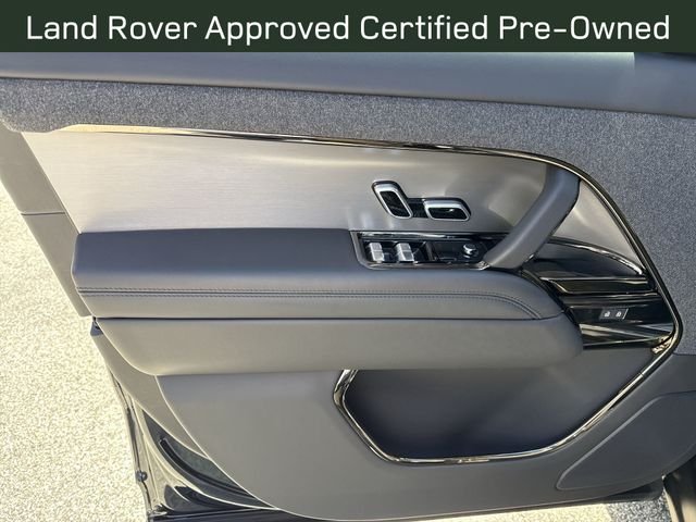 Certified Used 2025 Santorini Black Land Rover Dynamic SE image 12