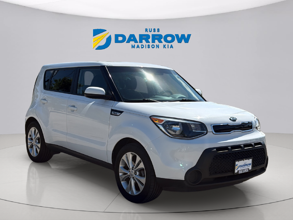 Used 2015 Clear White Kia Plus image 7