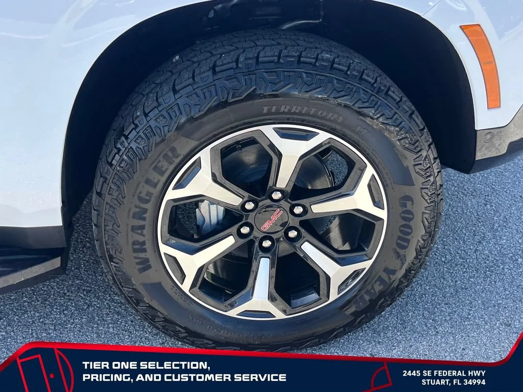 2026 GMC Yukon XL AT4 - Photo 22