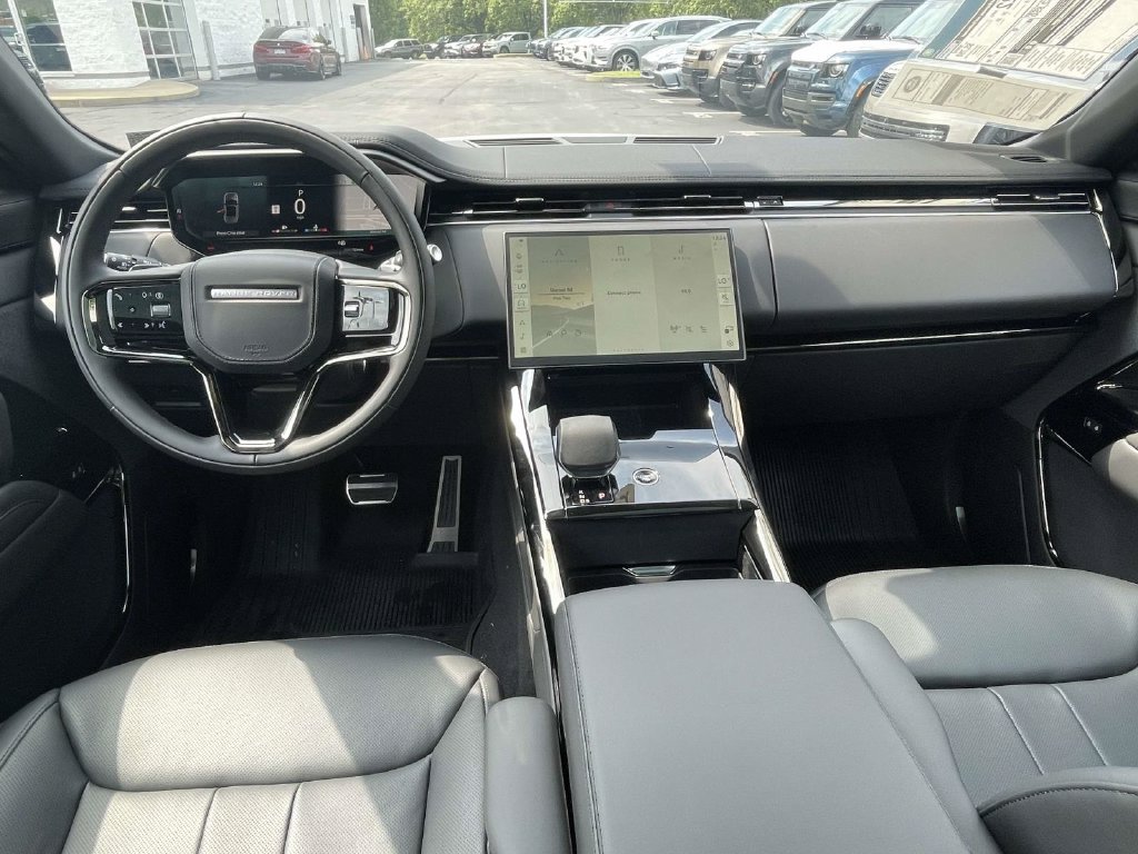 New 2026 Fuji White Land Rover Dynamic SE image 20