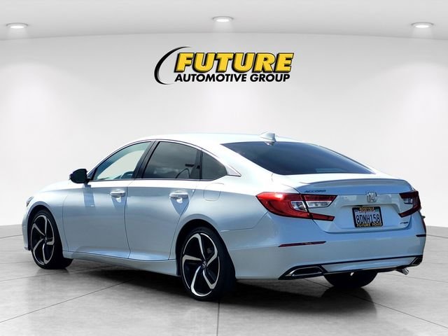 Used 2018  Honda Sport image 6
