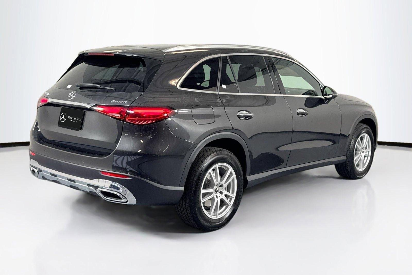New 2026 Graphite Grey Metallic Mercedes-Benz GLC 300 image 5