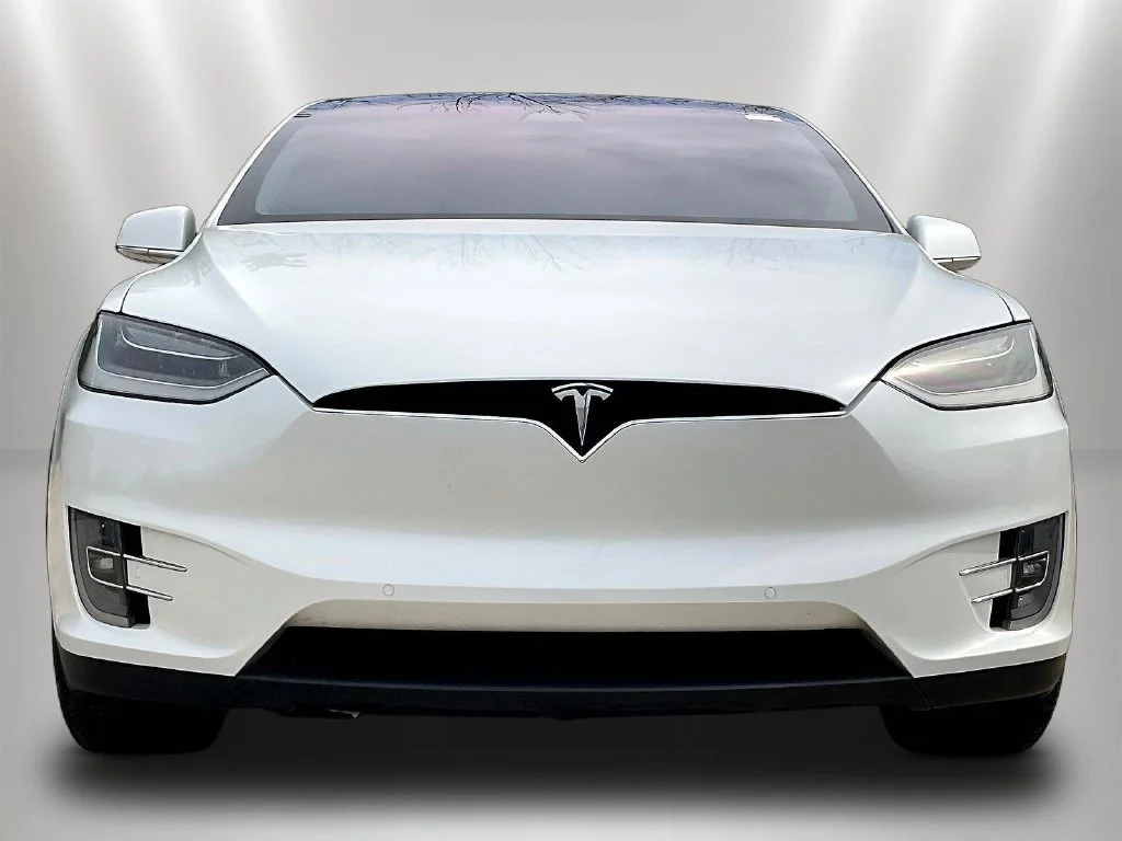 Used 2020 Tesla Model X Long Range with VIN 5YJXCDE24LF284665 for sale in Naperville, IL