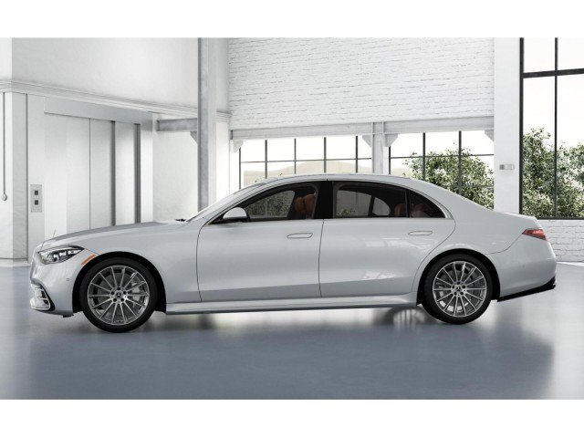 New 2026 MANUFAKTUR Moonlight White Metallic Mercedes-Benz 4MATIC® image 60