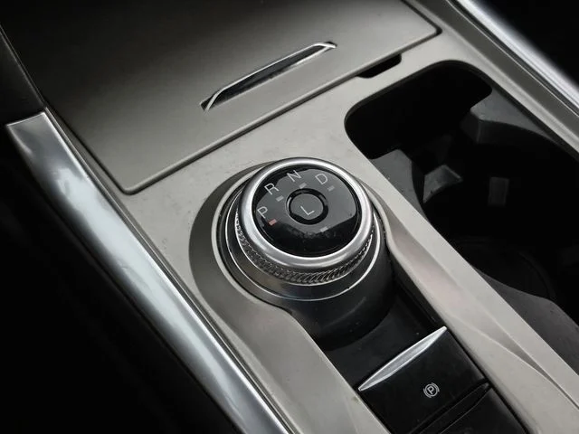 Used 2024 White Ford XLT image 18