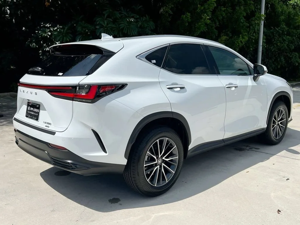 Certified Used 2026 ULTRA WHITE Lexus 350 Premium image 7
