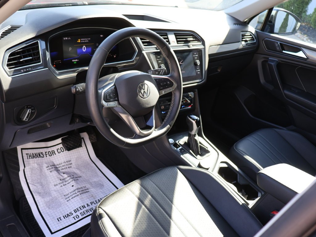 2023 Volkswagen Tiguan SE - Photo 19