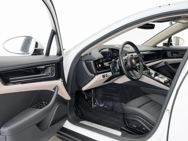 Certified Used 2024  Porsche 4 image 7