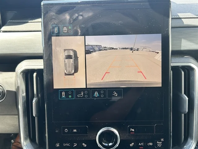 Used 2025 GRAY GMC AWD Elevation image 31