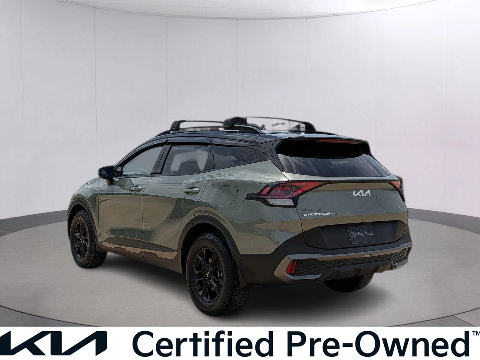 Used 2024 Jungle Green/Ebony Black Roof Kia X-Pro Prestige image 3