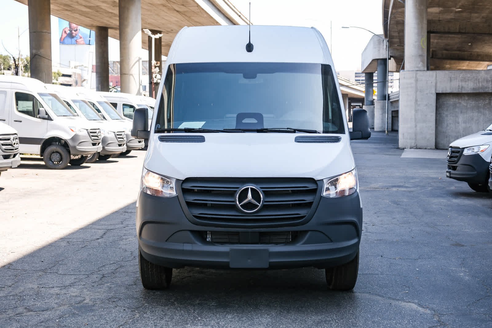 New 2026 Arctic White Mercedes-Benz Cargo 170ExtWB High Roof RWD 2.0L I4 Diesel Turbo image 4
